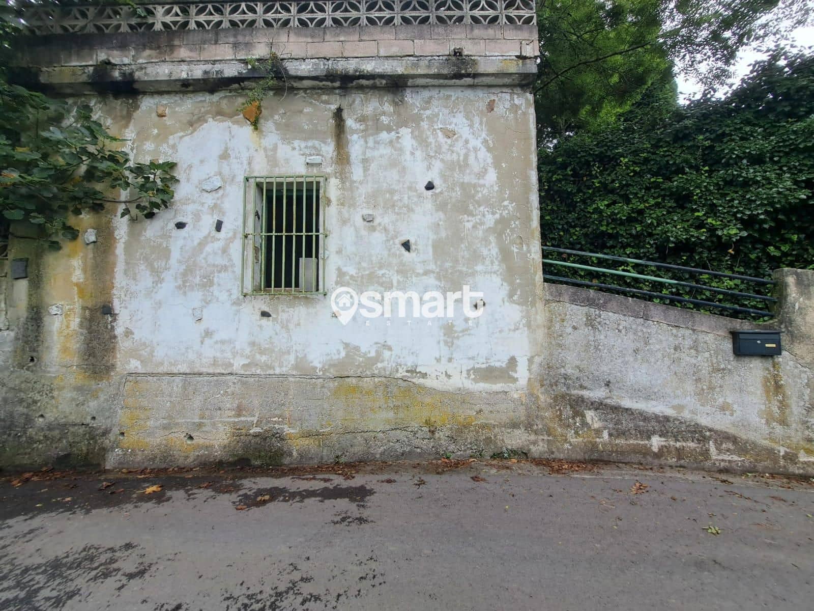 Kontor til salg i Mieres - € 33.500 (Ref: 8465827)