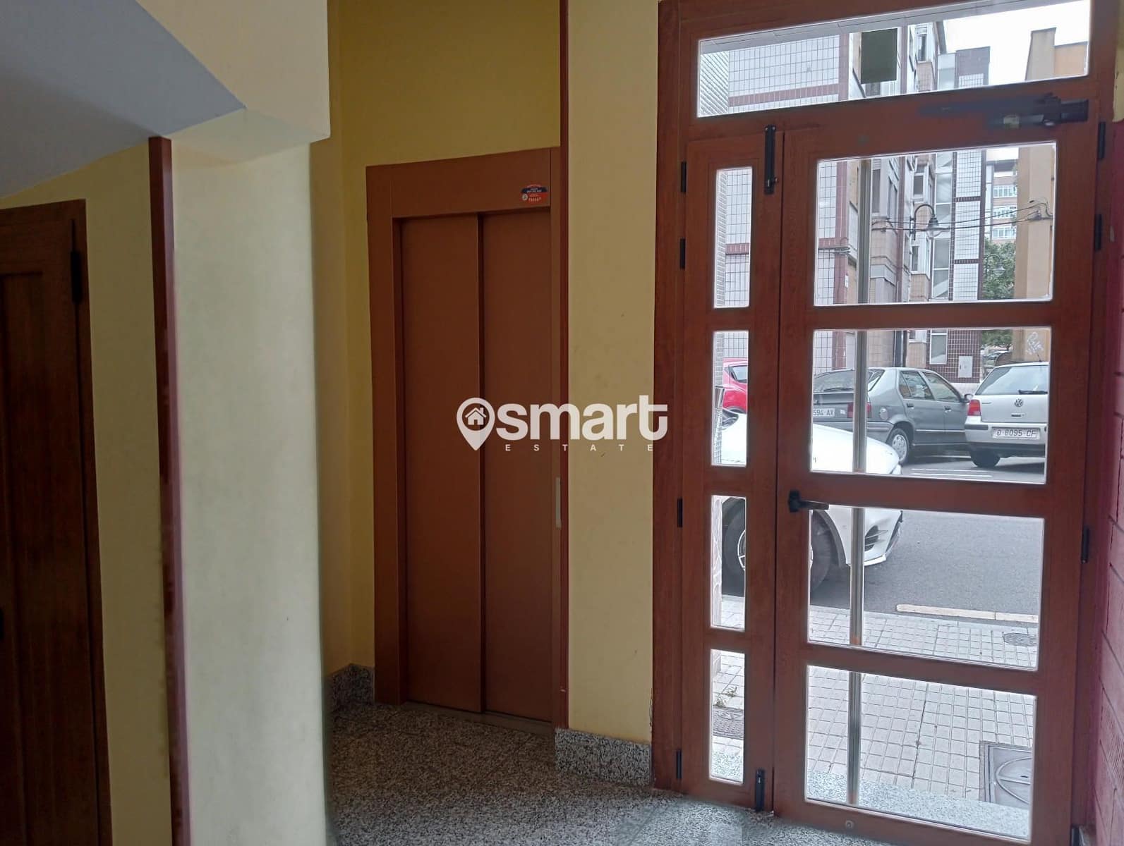 3 soveværelse Lejlighed til salg i Gijon - € 99.200 (Ref: 8481564)