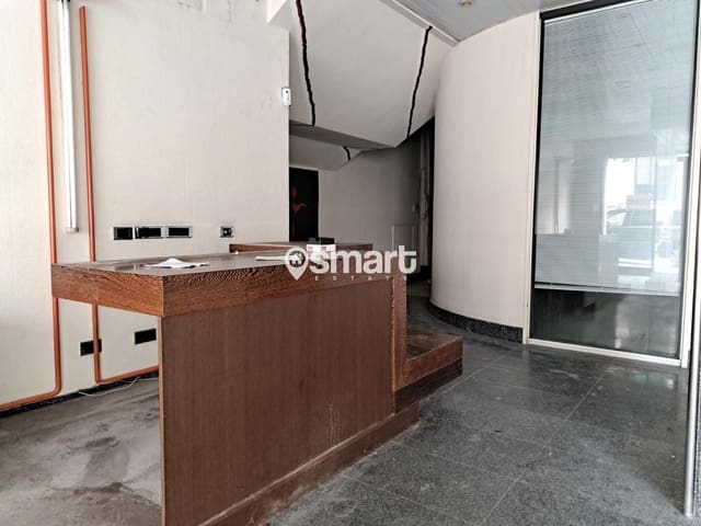 Erhverv til salg i Centro Urbano, Oviedo - € 315.400 (Ref: 8510341)