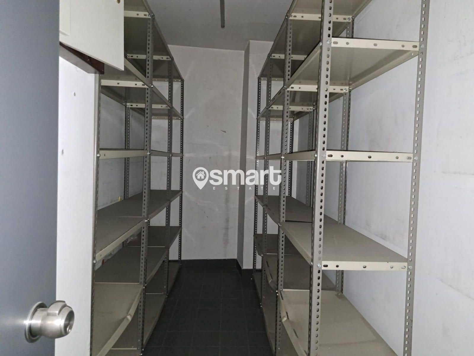 Erhverv til salg i Oviedo - € 315.400 (Ref: 8510341)