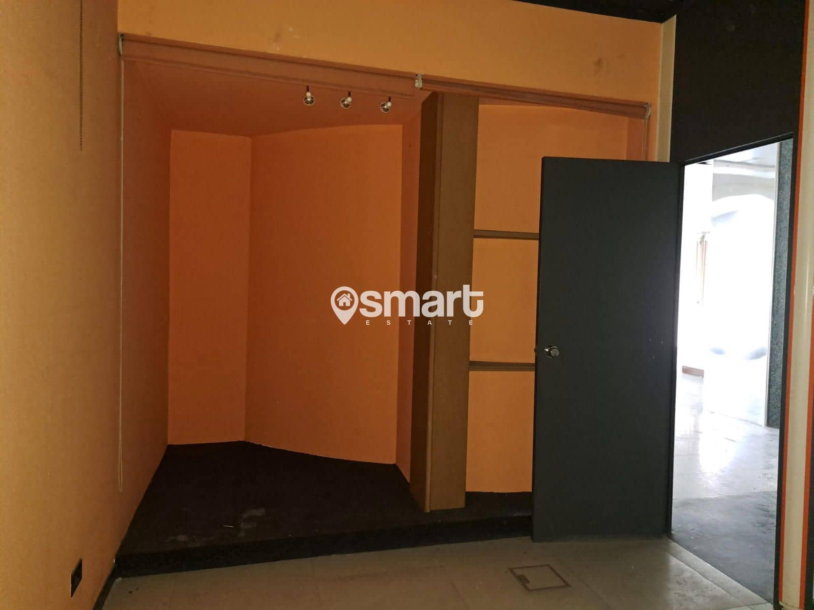 Erhverv til salg i Oviedo - € 315.400 (Ref: 8510341)