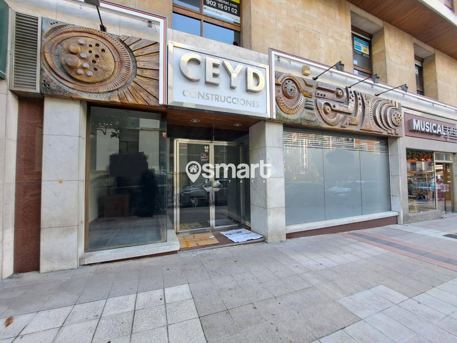 Erhverv til salg i Oviedo - € 315.400 (Ref: 8510341)