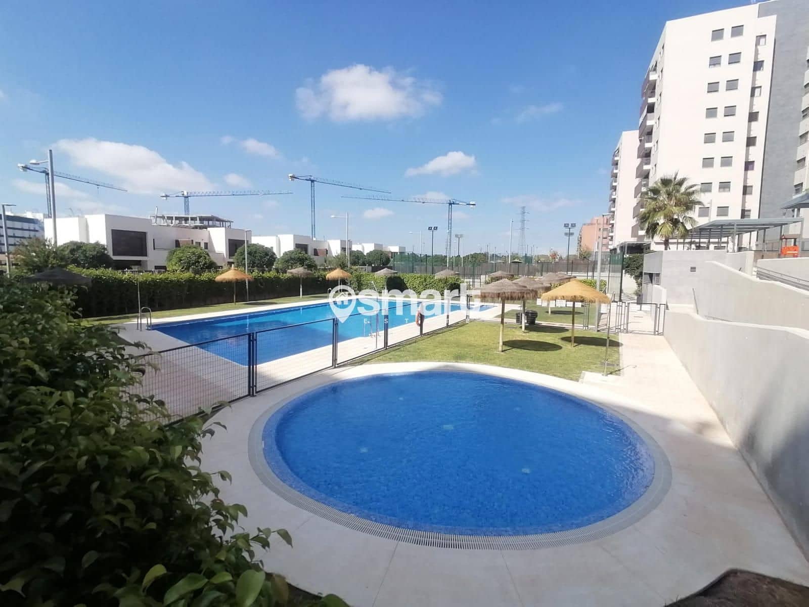 3 soveværelse Lejlighed til salg i Dos Hermanas med swimmingpool garage - € 296.000 (Ref: 8526241)