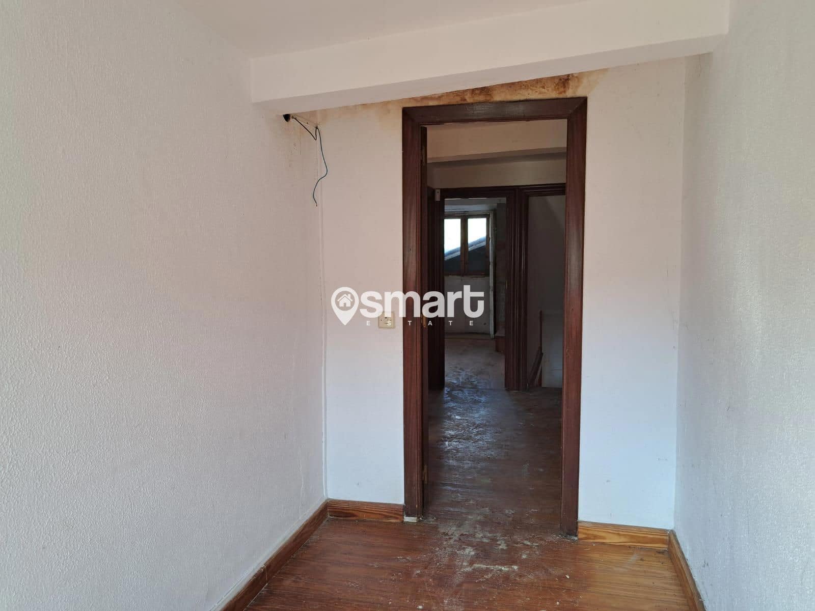 3 bedroom Villa for sale in Siero - € 45,000 (Ref: 8562961)