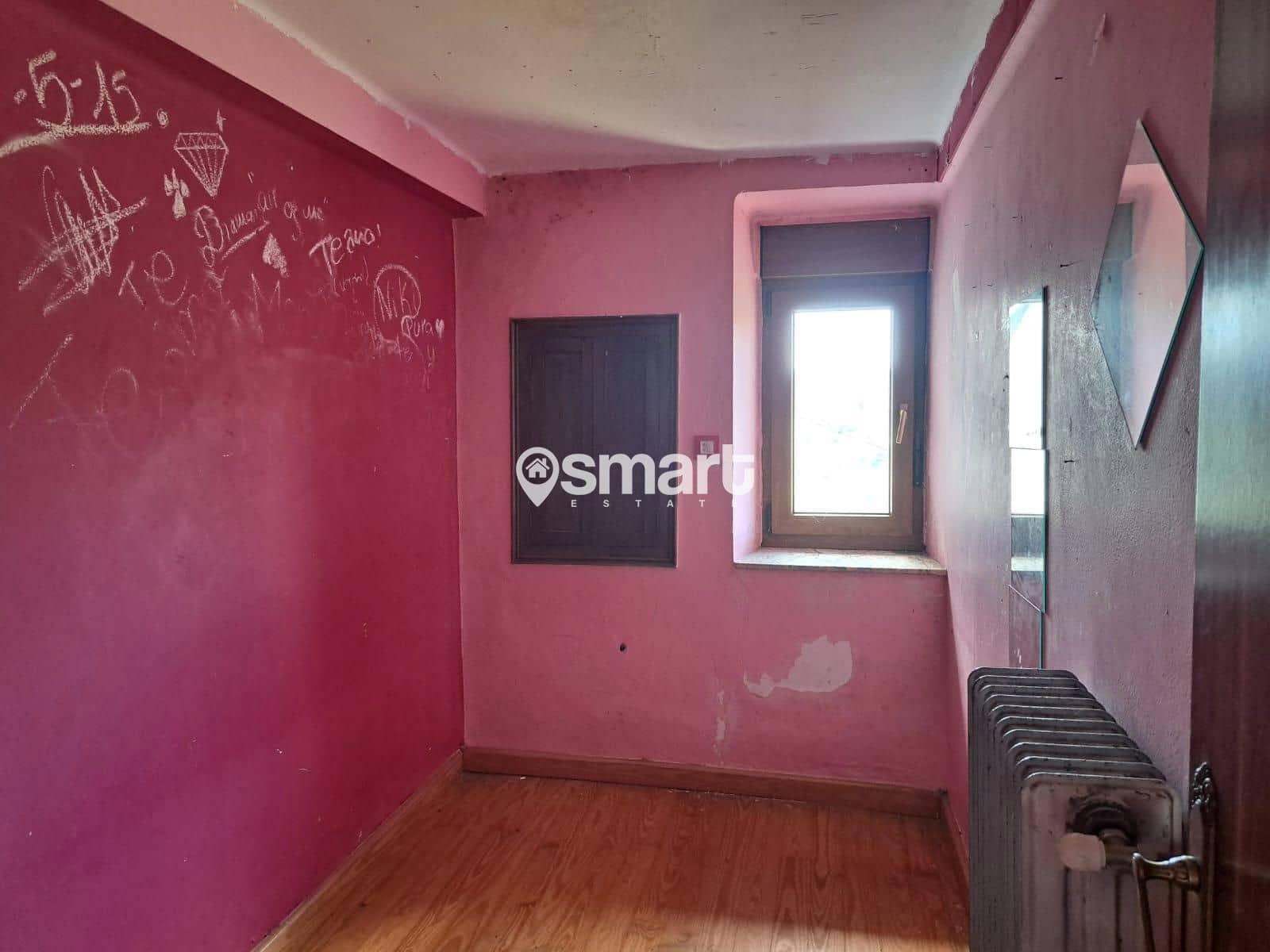 3 bedroom Villa for sale in Siero - € 45,000 (Ref: 8562961)