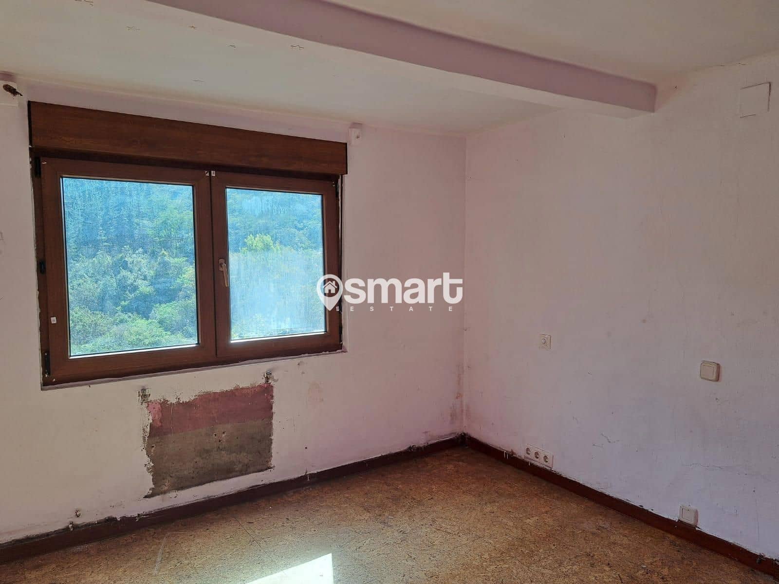 3 bedroom Villa for sale in Siero - € 45,000 (Ref: 8562961)