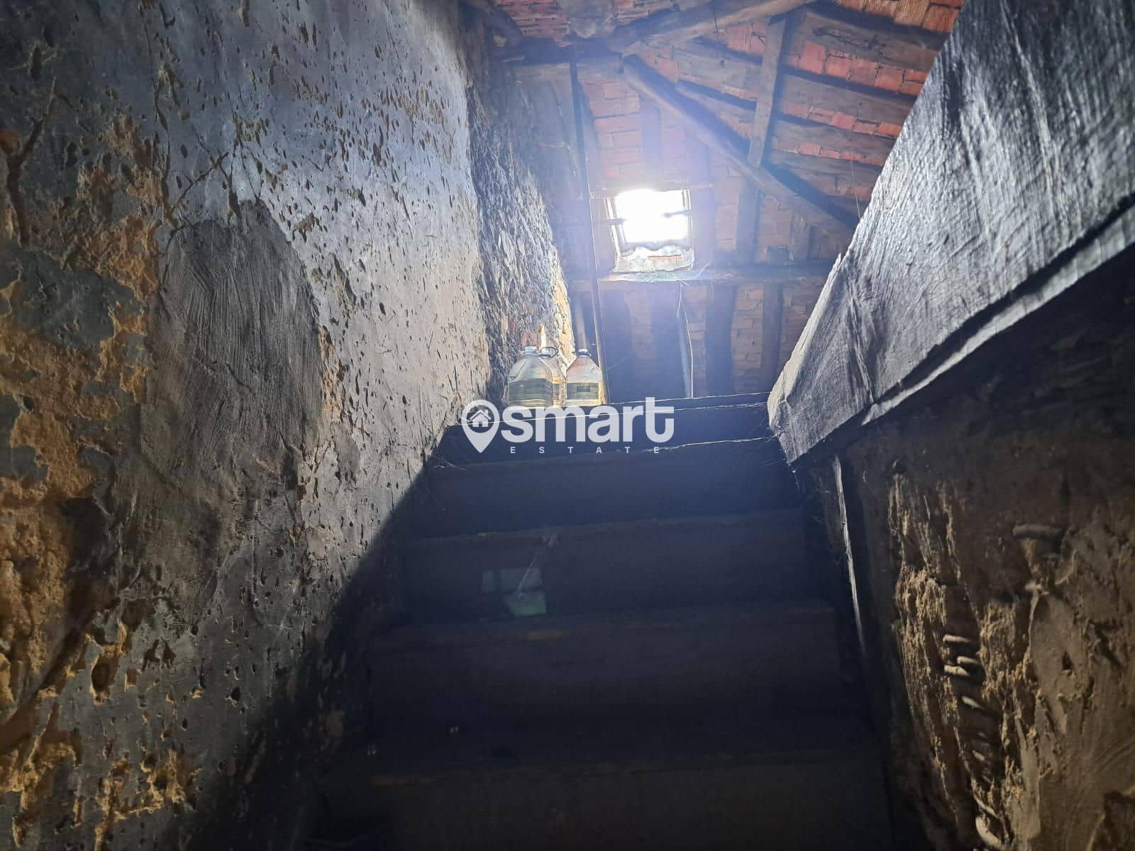 3 bedroom Villa for sale in Siero - € 45,000 (Ref: 8562961)