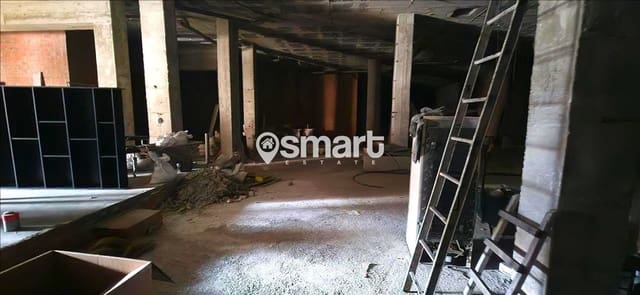 Erhverv til salg i Centro Urbano, Oviedo - € 324.000 (Ref: 8596637)