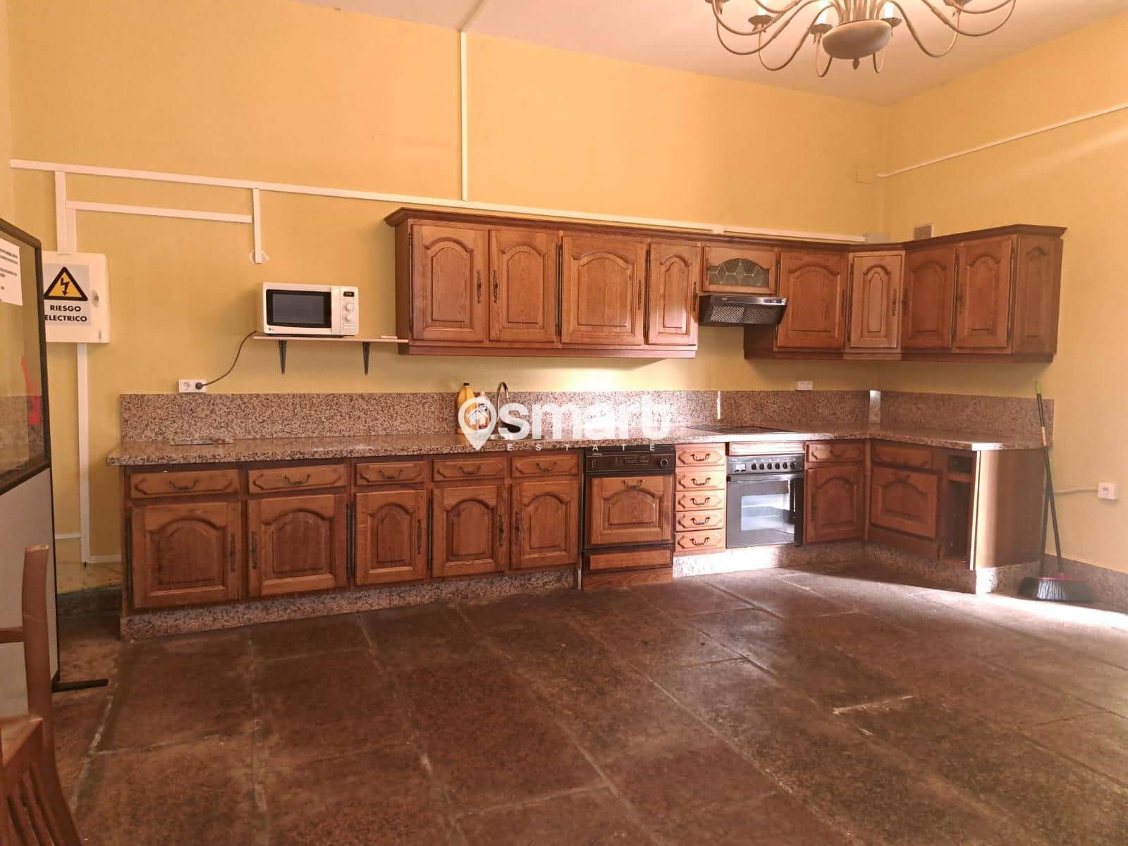 18 sovrum Villa till salu i Siero - 1 700 000 € (Ref: 8607660)