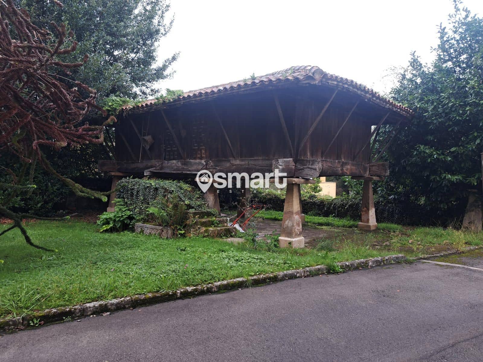 18 sovrum Villa till salu i Siero - 1 700 000 € (Ref: 8607660)