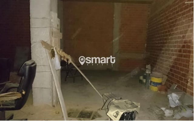 Komercyjne na sprzedaż w Oviedo - 31 000 € (Ref: 8609287)