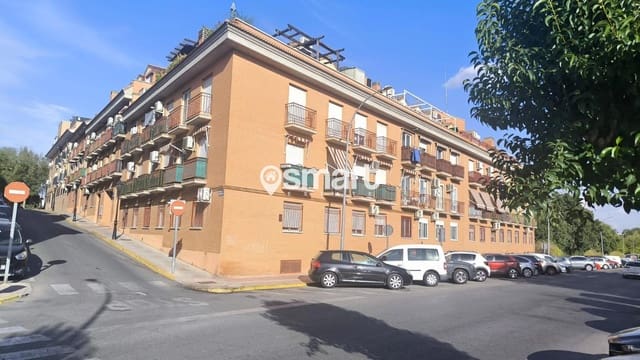 3 bedroom Flat for sale in Humanes de Madrid - € 218,000 (Ref: 8638064)