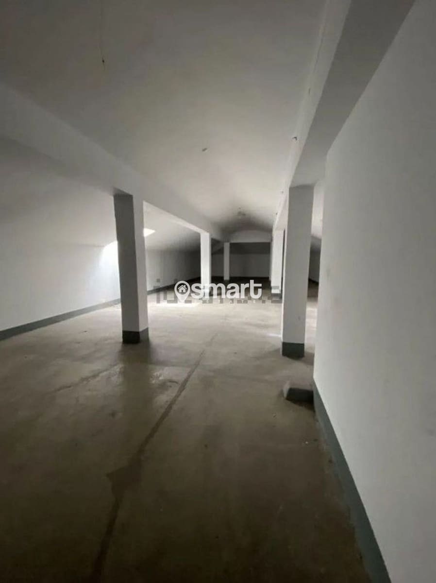 Erhverv til salg i Mieres - € 261.000 (Ref: 8644279)