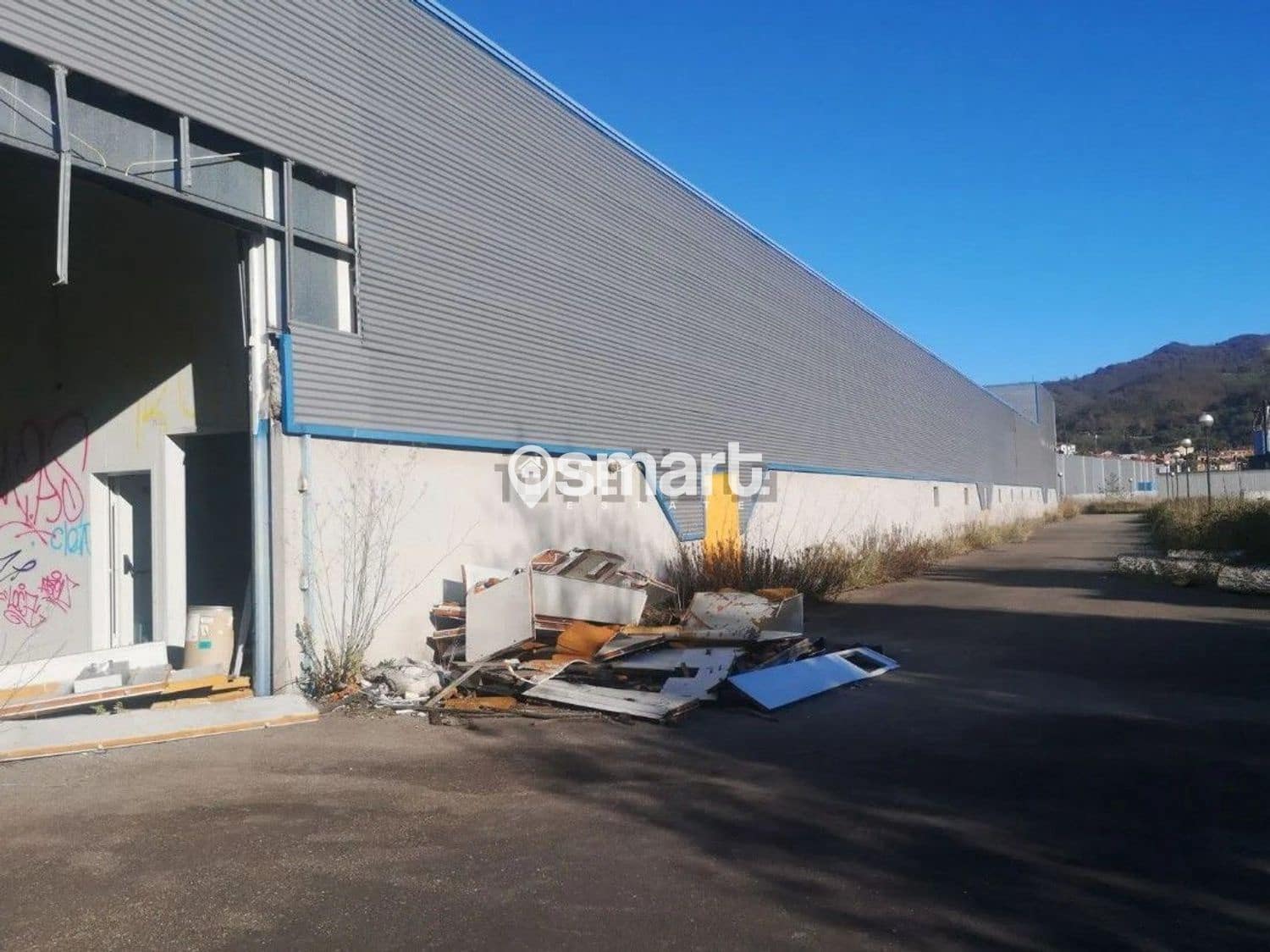 Erhverv til salg i Mieres - € 261.000 (Ref: 8644279)