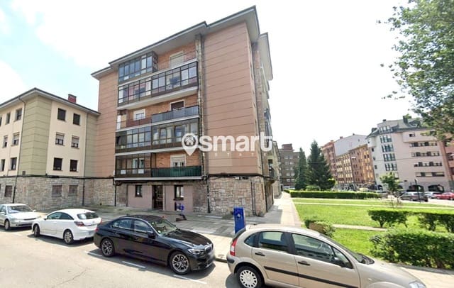 3 soveværelse Lejlighed til salg i Centro Urbano, Oviedo - € 83.000 (Ref: 8644284)
