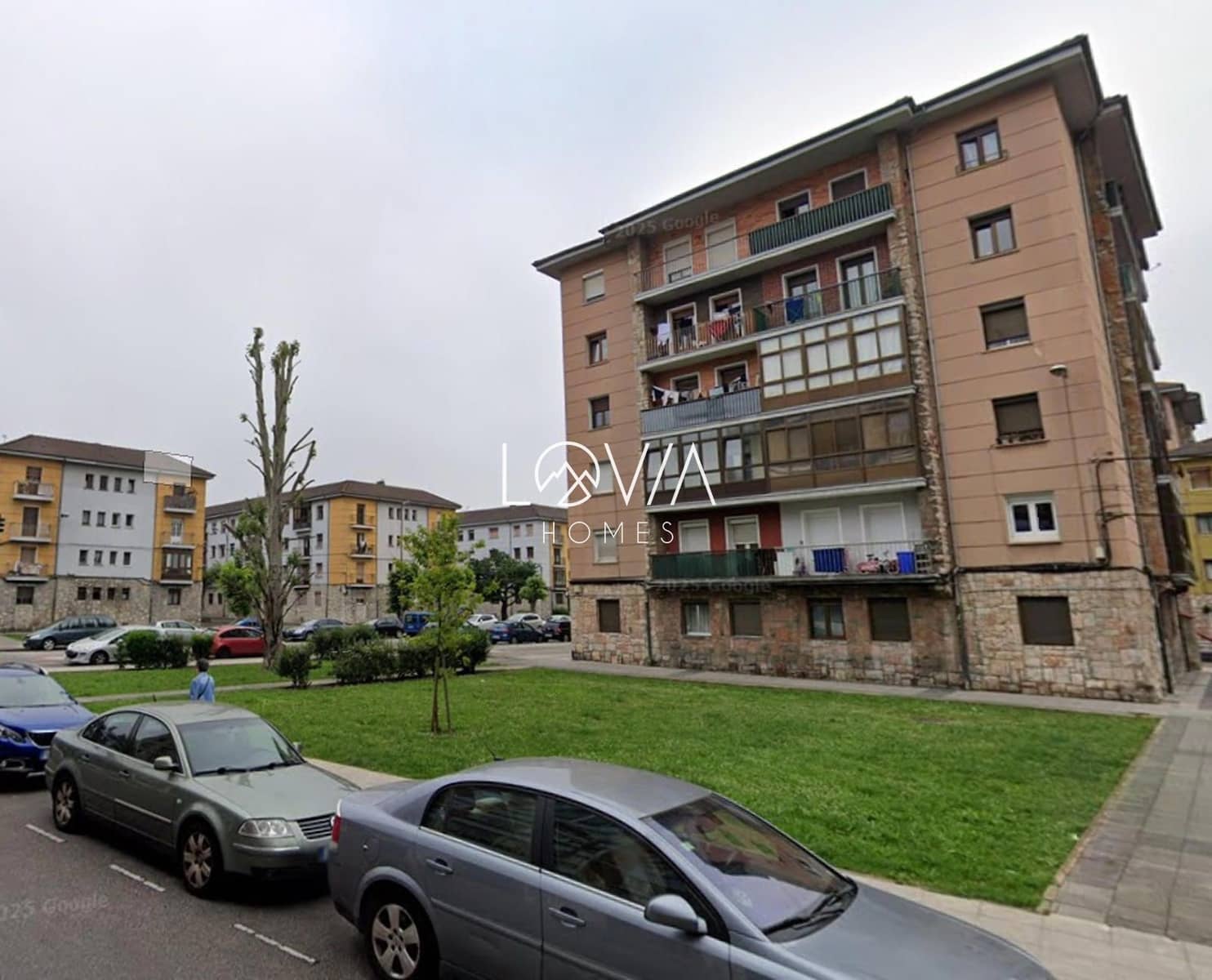 3 slaapkamer Flat te koop in Oviedo - € 83.000 (Ref: 8644284)