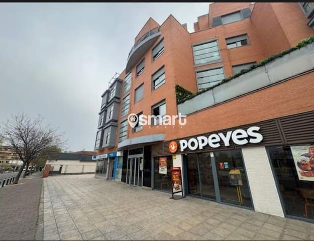 Garage for sale in Casco Histórico de Vicálvaro, Madrid city - € 14,400 (Ref: 8703316)