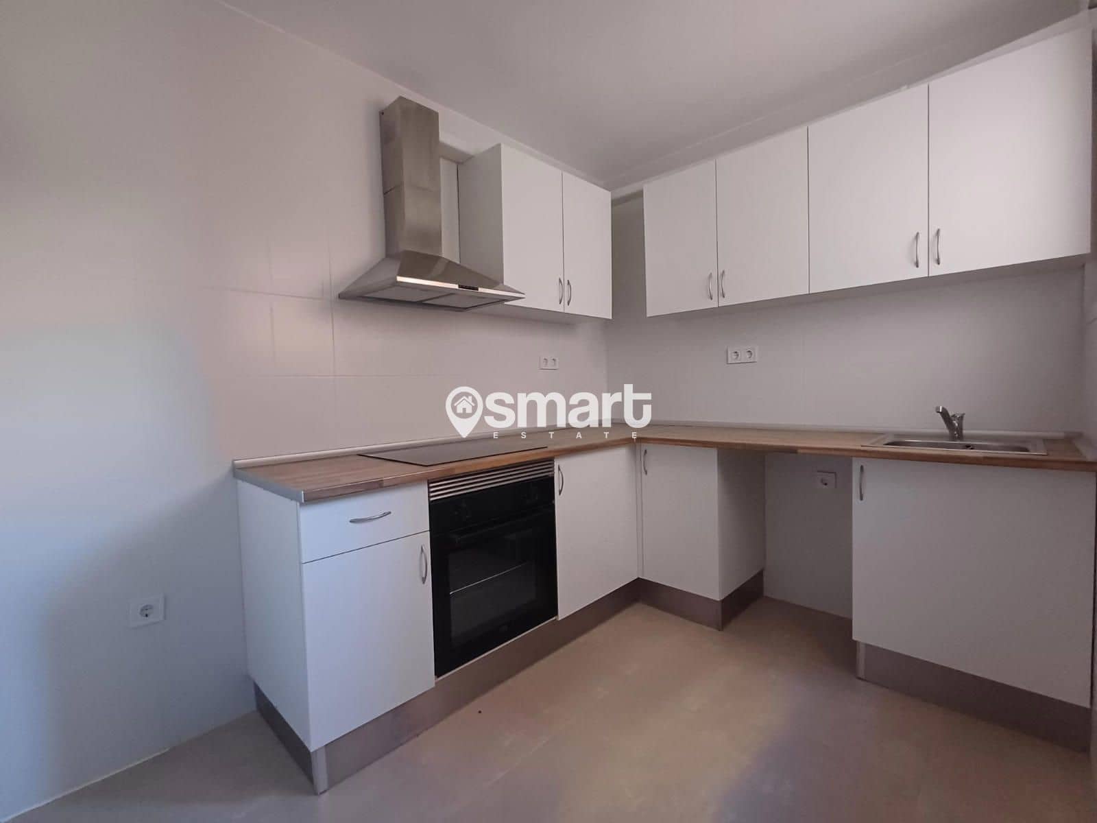 2 soveværelse Lejlighed til salg i Los Corrales de Buelna - € 101.000 (Ref: 8708719)