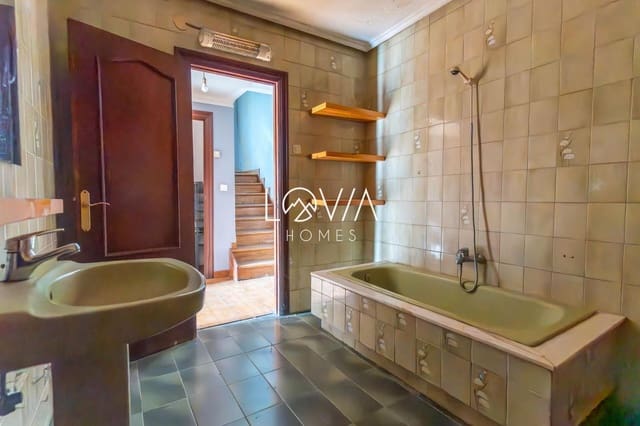 4 soveværelse Villa til salg i Santa María de Cayón - € 224.000 (Ref: 8710129)