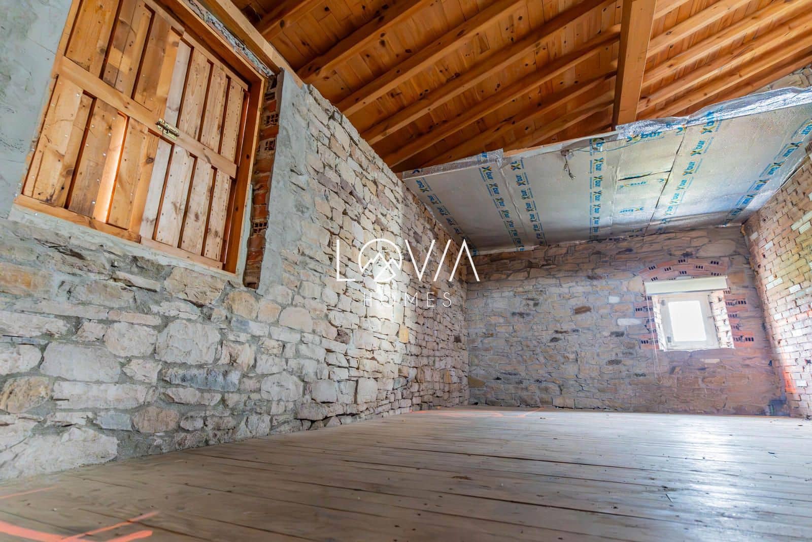 4 slaapkamer Villa te koop in Santa Maria de Cayon - € 224.000 (Ref: 8710129)