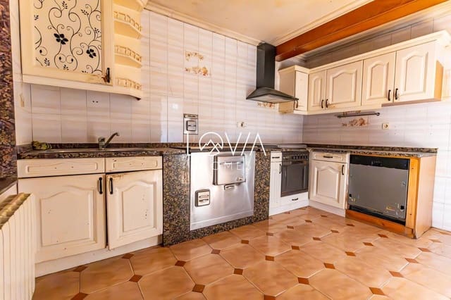 4 soveværelse Villa til salg i Santa María de Cayón - € 224.000 (Ref: 8710129)
