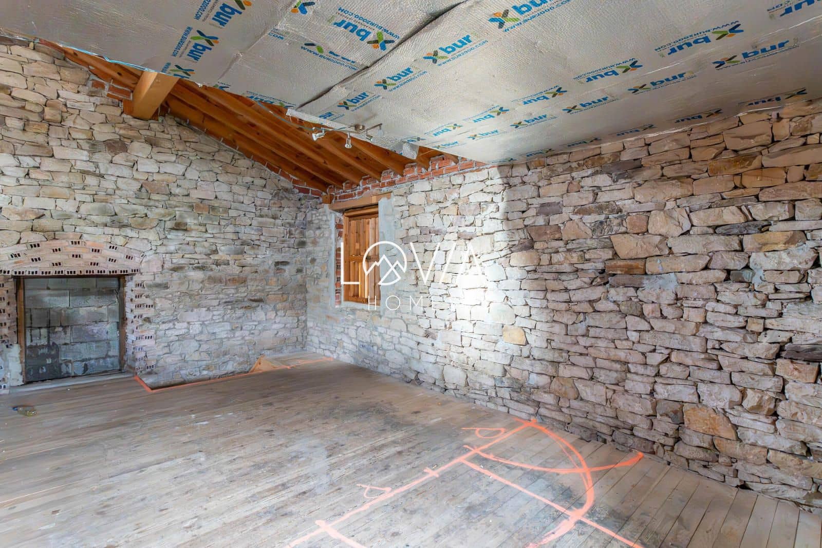 4 slaapkamer Villa te koop in Santa Maria de Cayon - € 224.000 (Ref: 8710129)