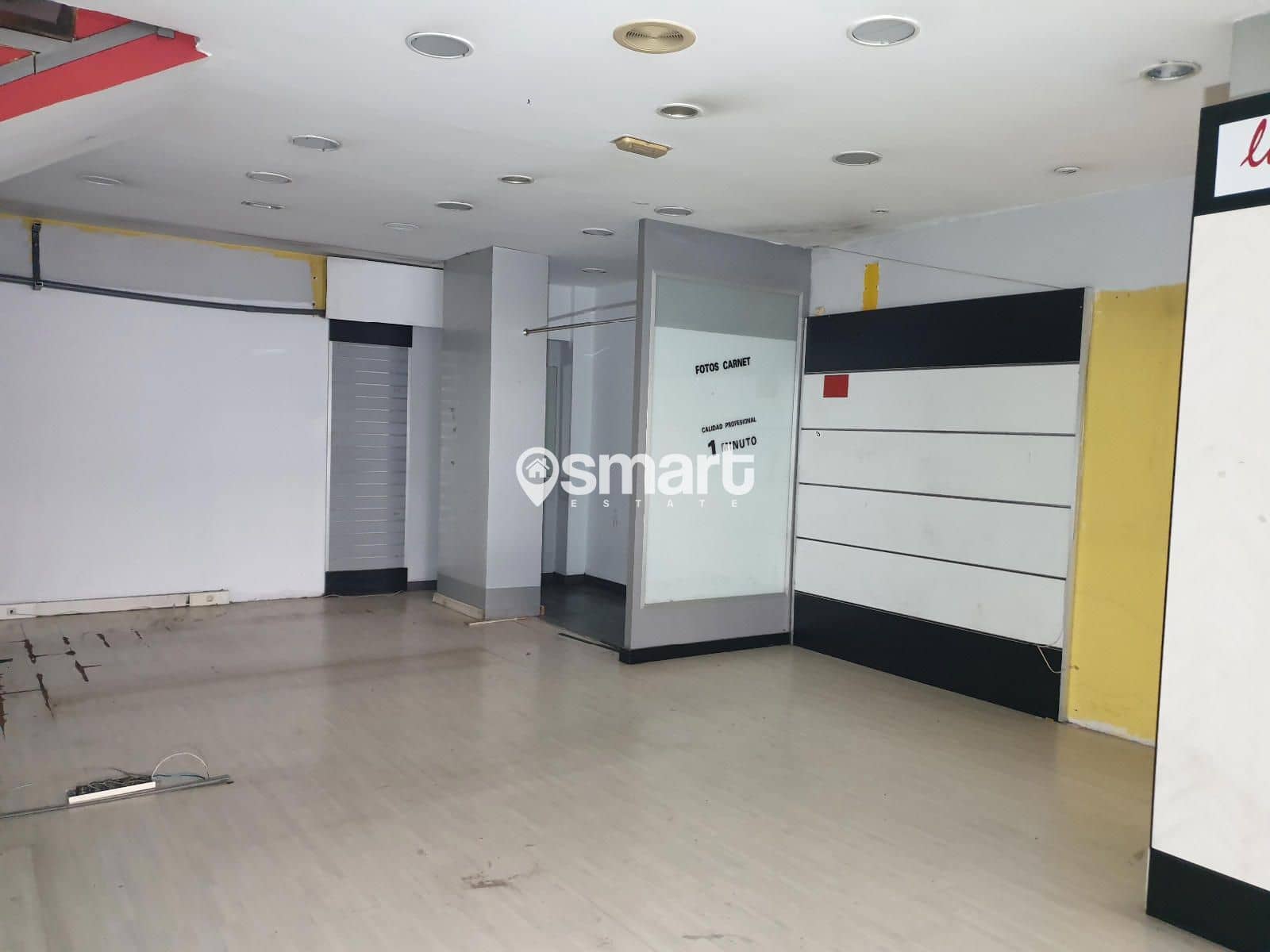 Erhverv til salg i Aviles - € 60.000 (Ref: 8710742)