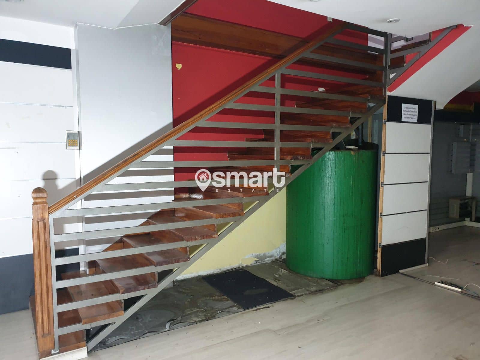 Erhverv til salg i Aviles - € 60.000 (Ref: 8710742)