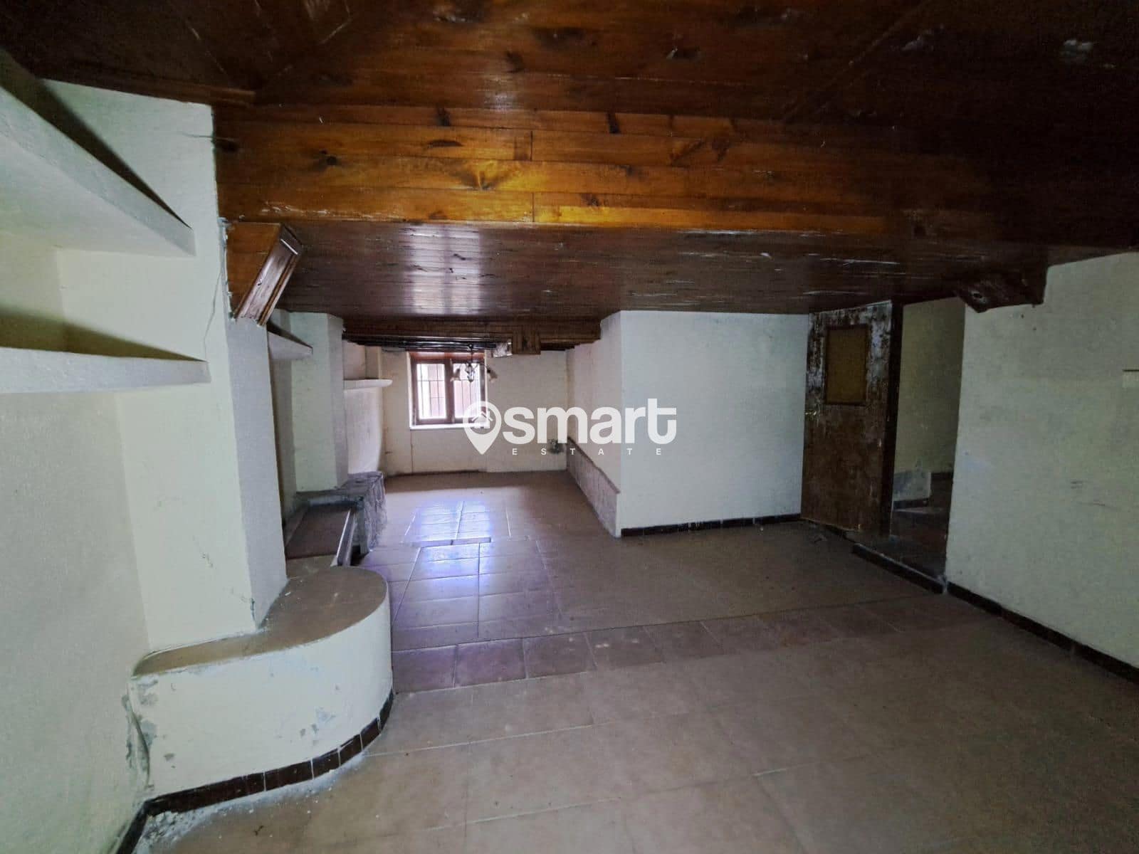 3 soveværelse Byhus til salg i Mieres - € 26.000 (Ref: 8762777)