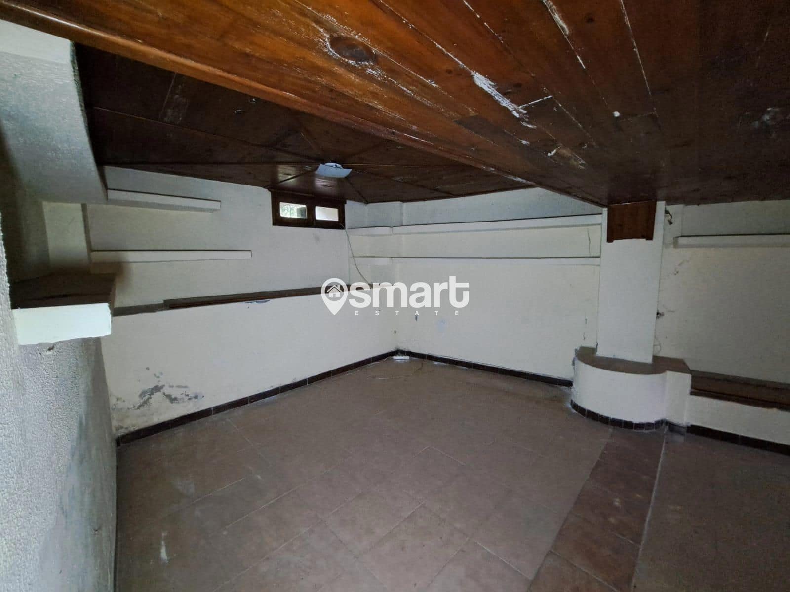 3 soveværelse Byhus til salg i Mieres - € 26.000 (Ref: 8762777)