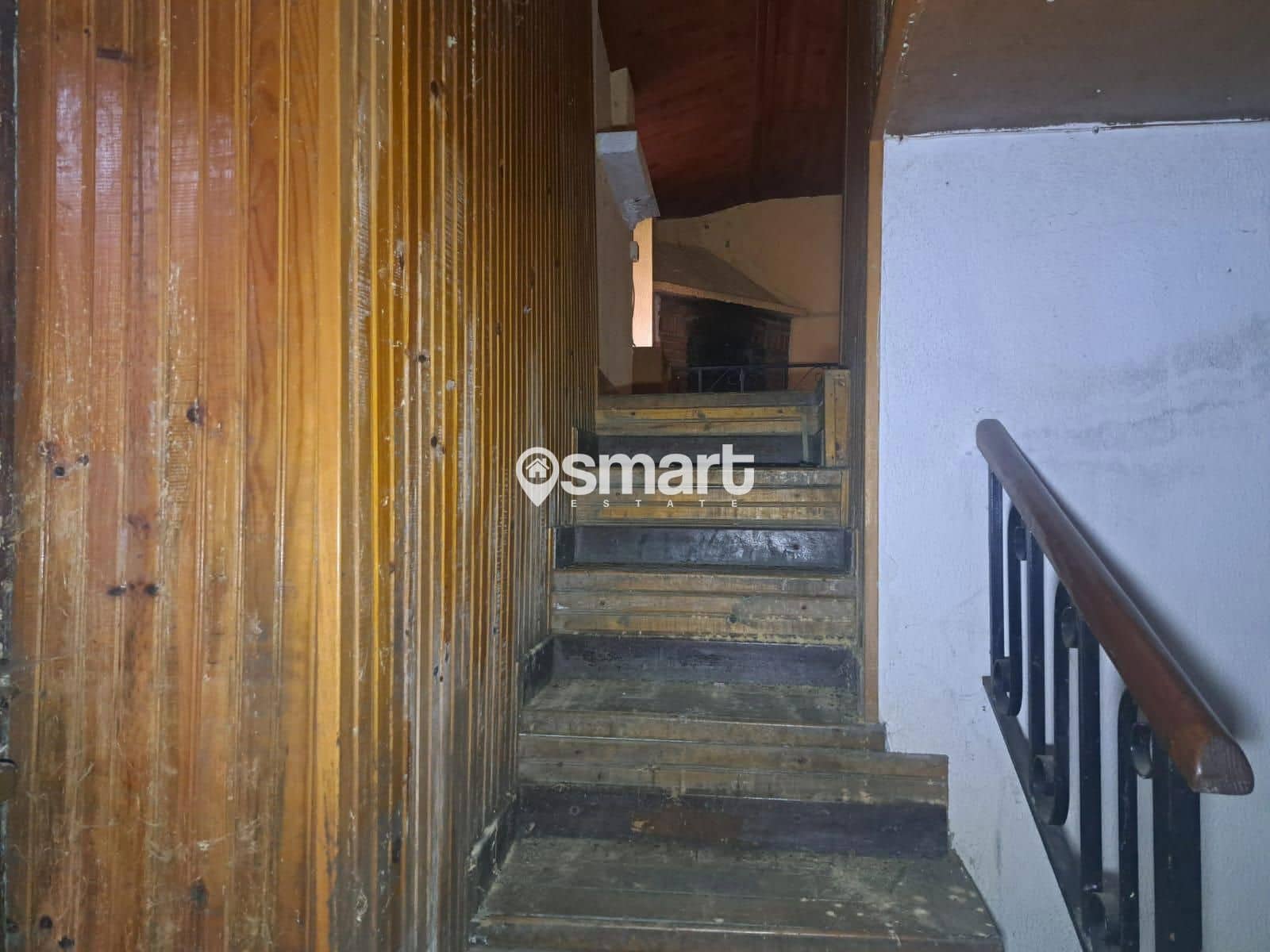 3 soveværelse Byhus til salg i Mieres - € 26.000 (Ref: 8762777)