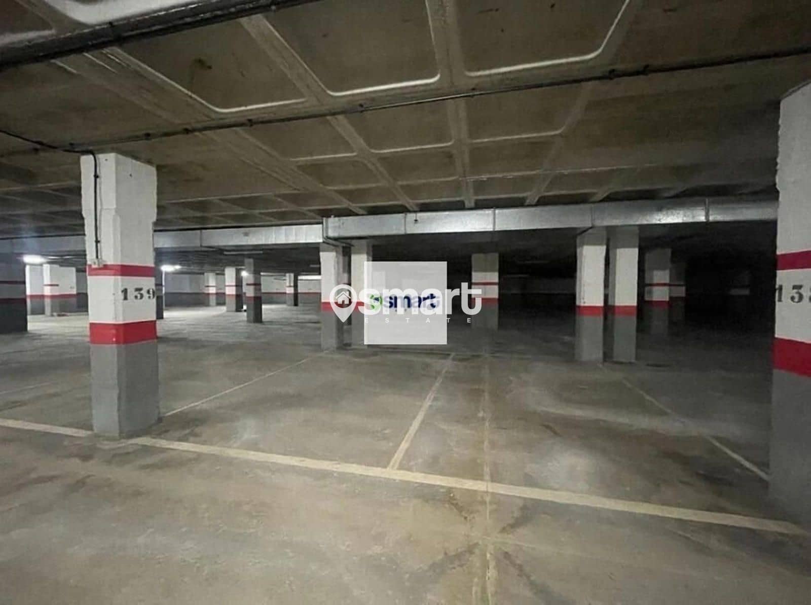 Autotalli myytävänä paikassa Oviedo - 11 858 € (Ref: 8769119)