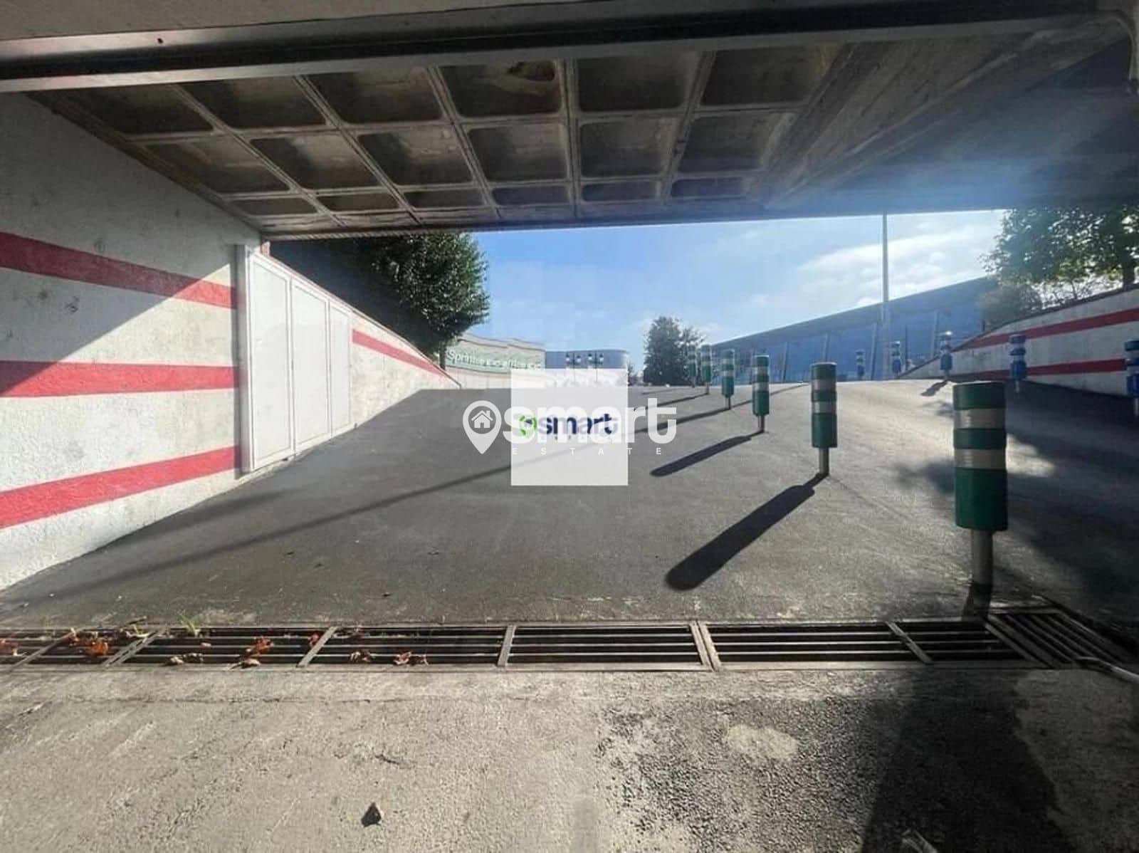 Autotalli myytävänä paikassa Oviedo - 11 858 € (Ref: 8769119)