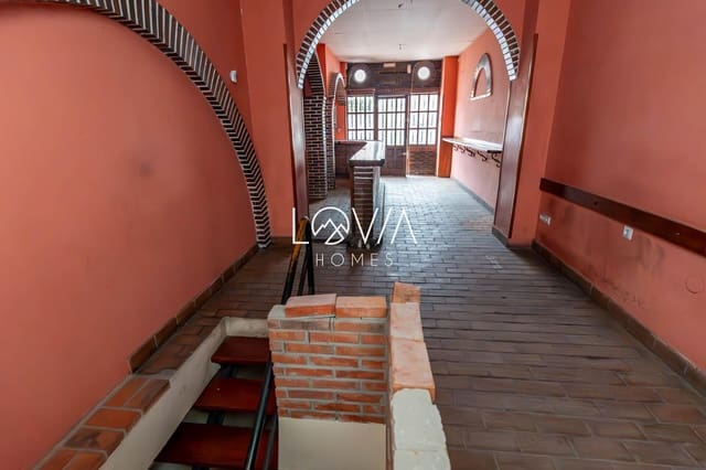 Komercyjne na sprzedaż w Torrelavega - 49 000 € (Ref: 8785814)