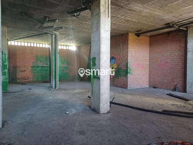 Commercial for sale in Santander - € 41,600 (Ref: 8787300)