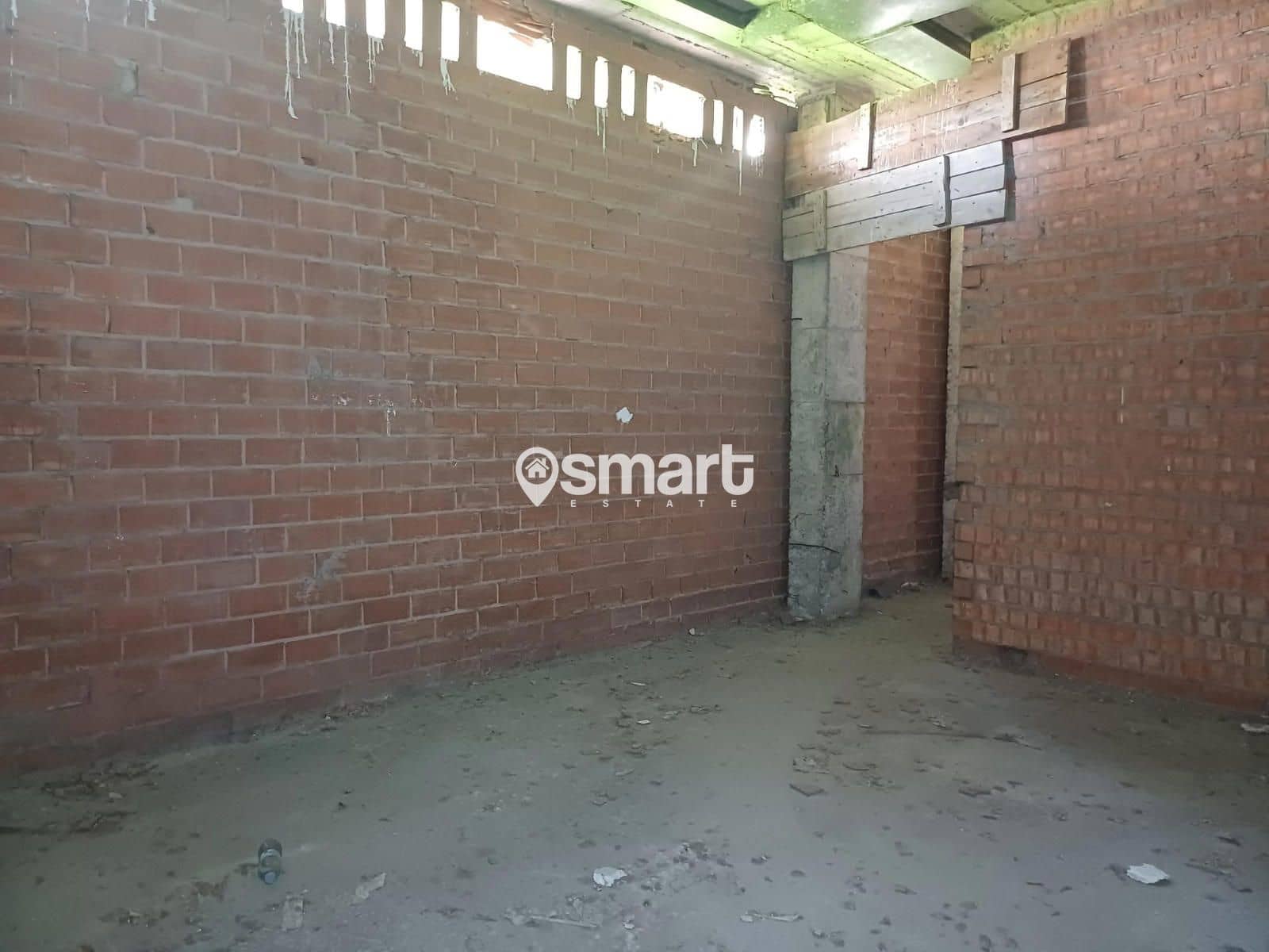 Erhverv til salg i Santander - € 114.400 (Ref: 8787301)