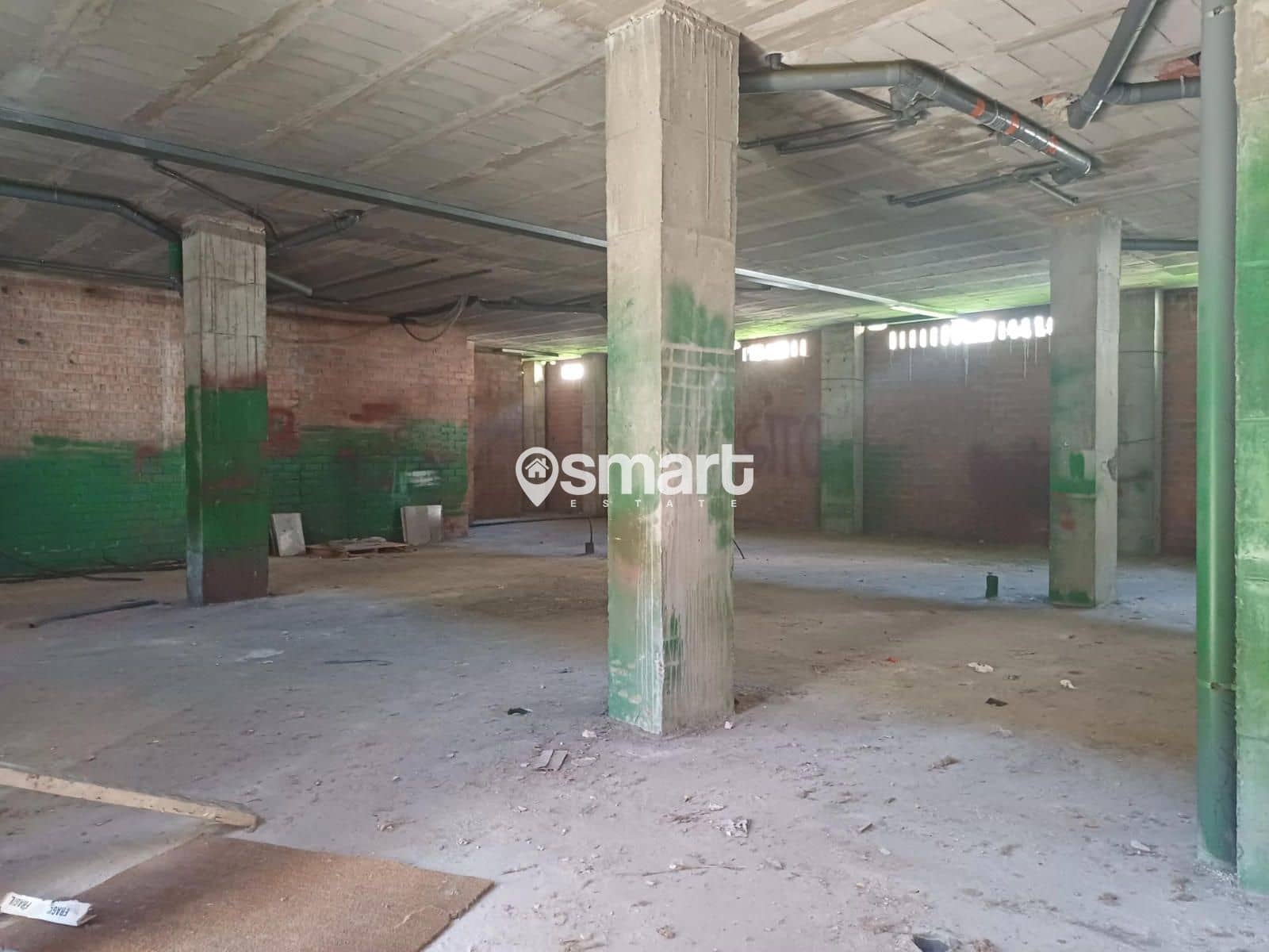 Erhverv til salg i Santander - € 114.400 (Ref: 8787301)