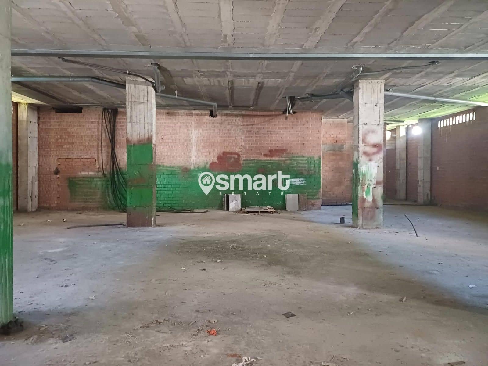 Erhverv til salg i Santander - € 114.400 (Ref: 8787301)