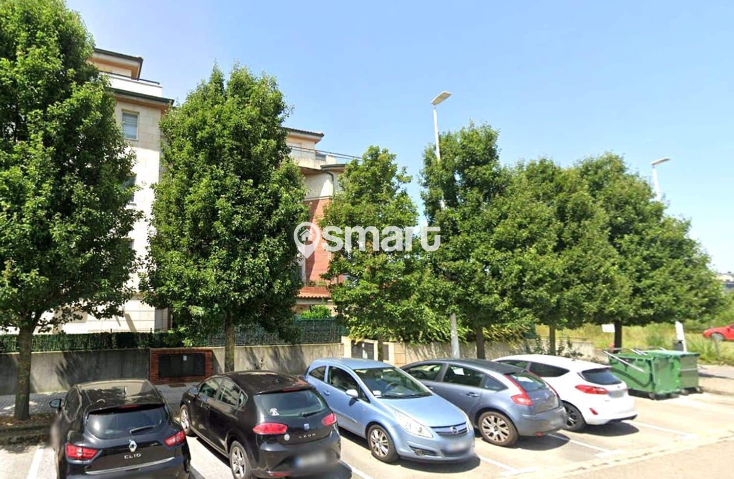 4 bedroom Flat for sale in Santa Cruz de Bezana with garage - € 263,700 (Ref: 8856012)