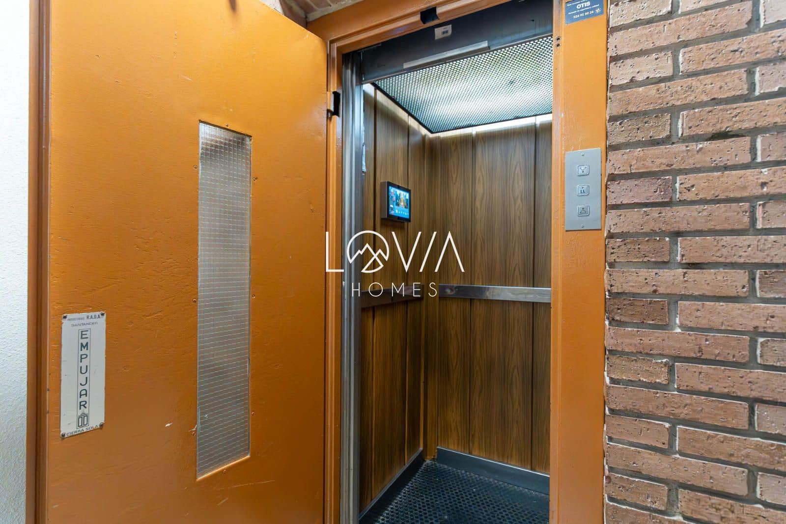 3 sovrum Lägenhet till salu i Torrelavega - 130 400 € (Ref: 8856791)