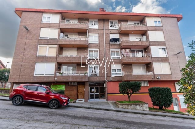 3 makuuhuone Asunto myytävänä paikassa Torrelavega - 130 400 € (Ref: 8856791)