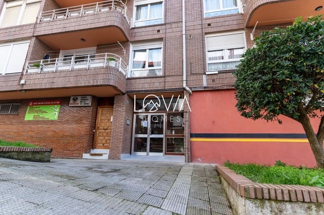 3 makuuhuone Asunto myytävänä paikassa Torrelavega - 130 400 € (Ref: 8856791)