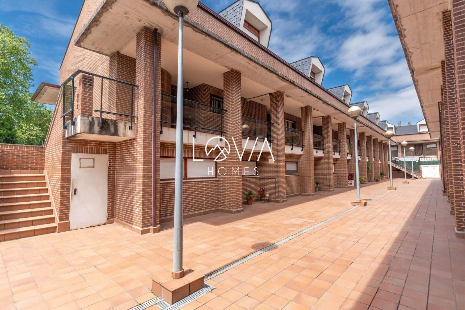 2 bedroom Flat for sale in El Astillero with pool - € 125,400 (Ref: 8873726)