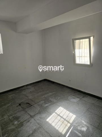 Comercial para venda em Laredo - 240 000 € (Ref: 8904904)