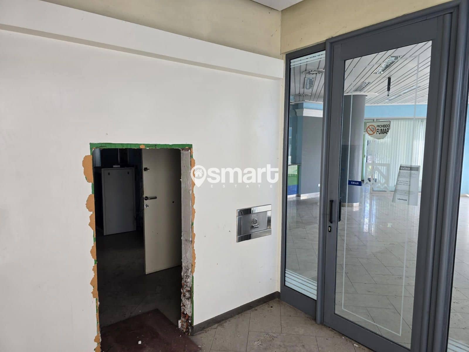 Commercieel te koop in Camargo - € 221.500 (Ref: 8925375)