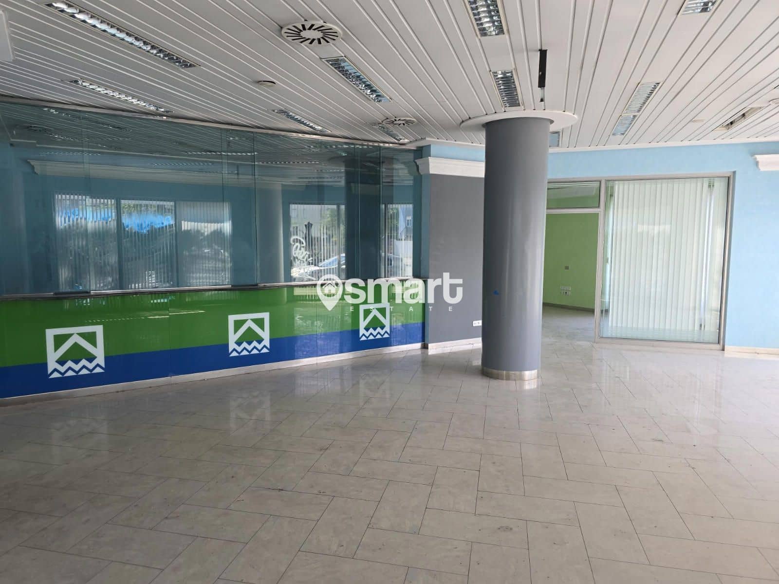 Commercieel te koop in Camargo - € 221.500 (Ref: 8925375)