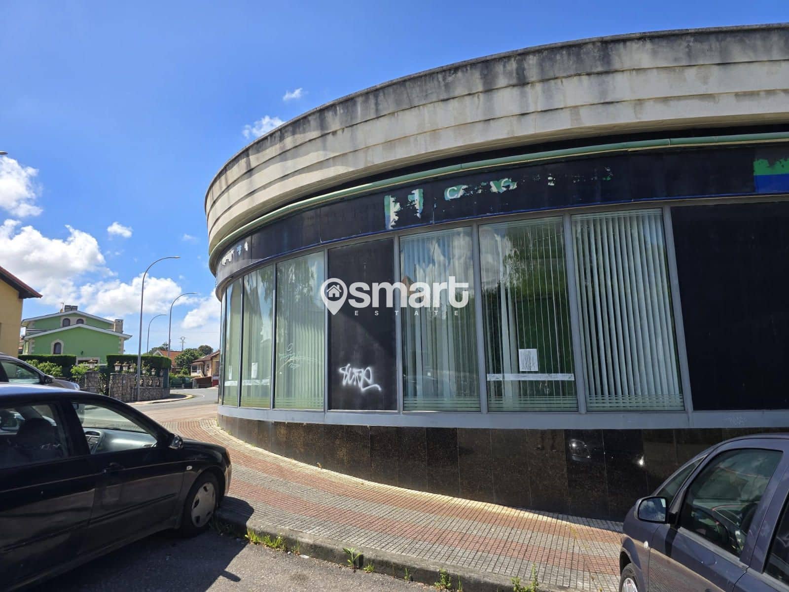 Commercieel te koop in Camargo - € 221.500 (Ref: 8925375)