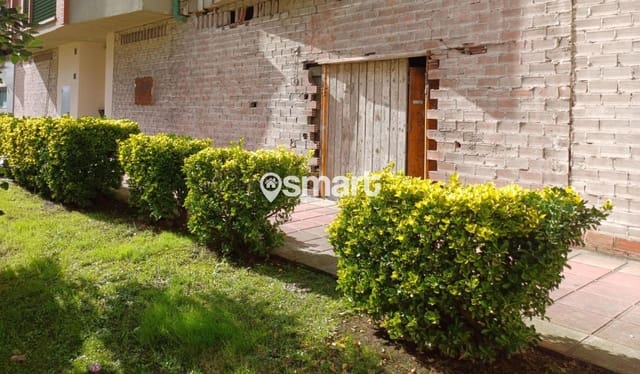 Commercial for sale in Santander - € 289,600 (Ref: 8973993)