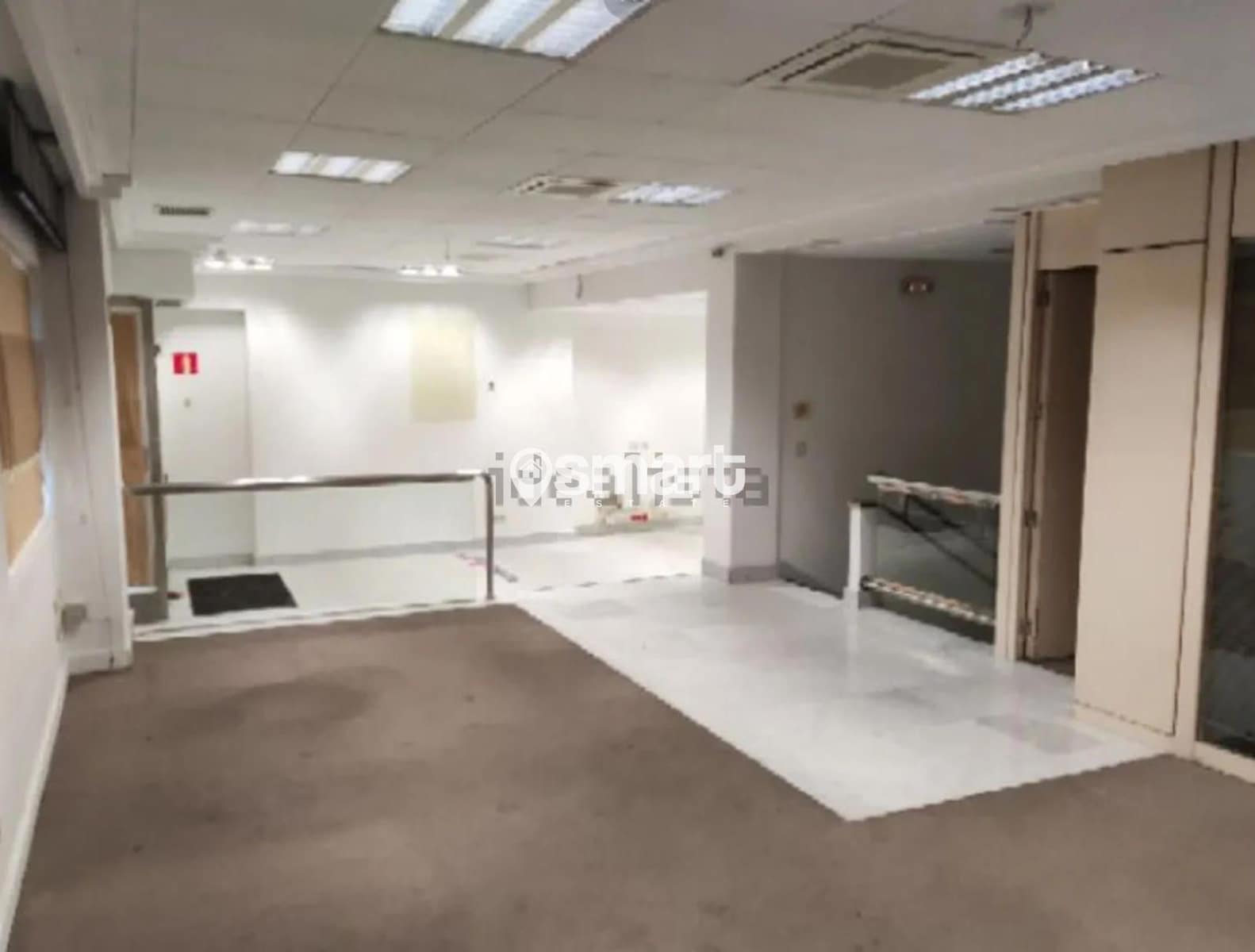 Erhverv til salg i Madrid by - € 1.108.000 (Ref: 9001971)