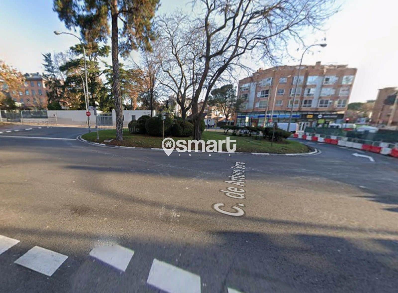 Erhverv til salg i Madrid by - € 1.108.000 (Ref: 9001971)